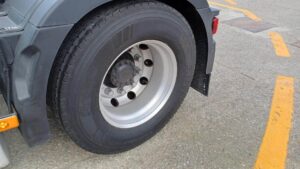 truck Volvo FH13.460 FP617KN 40232